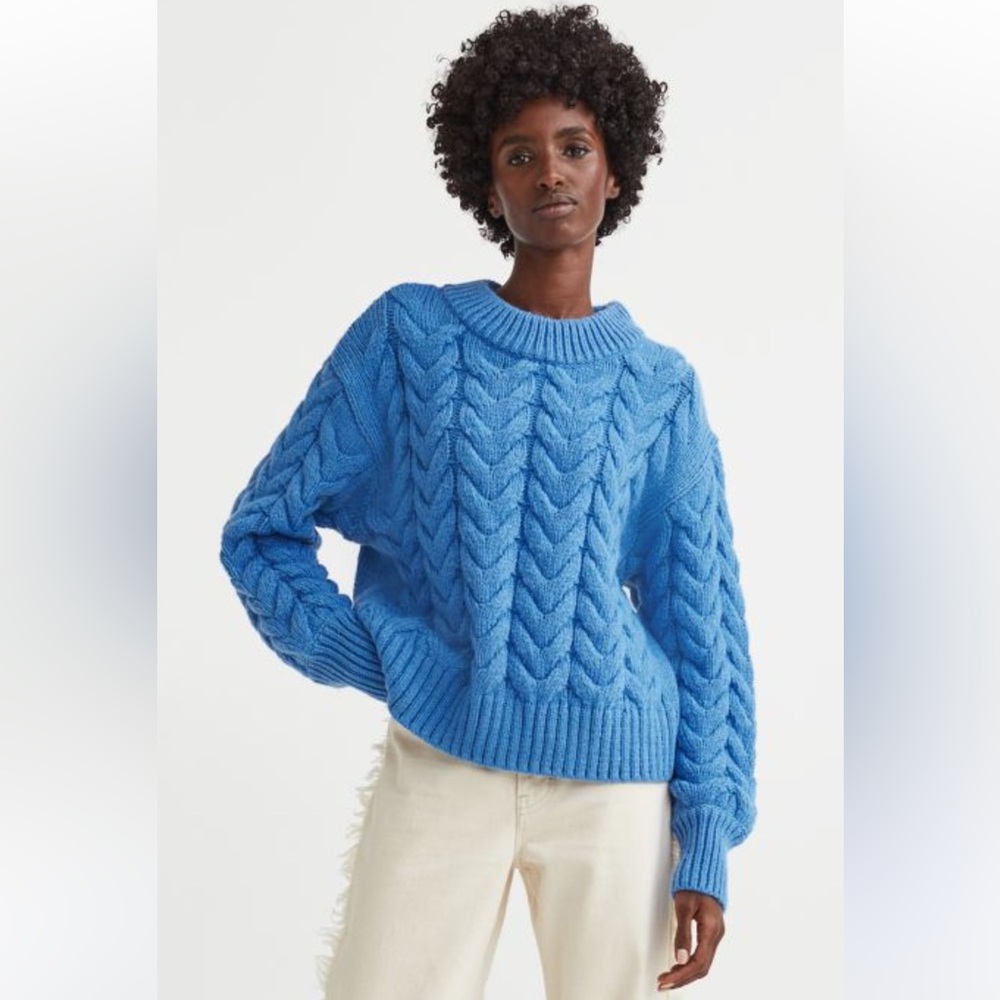 H&M Vibrant Blue Cable Knit Sweater